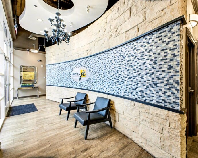 upscale salon studios in scottsdale