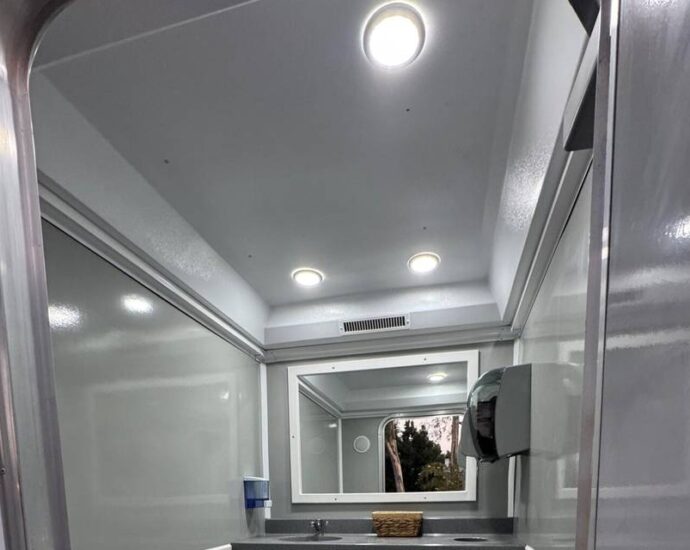 Restroom Trailer Rental